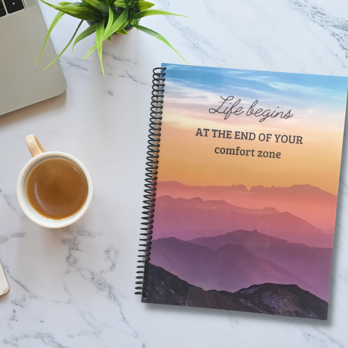 Life begins at the end of your comfort zone, mountain - Cahier de note ...